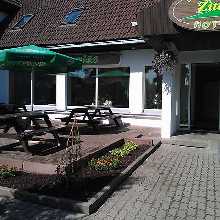 Zirini Hotel Kolka Exterior photo